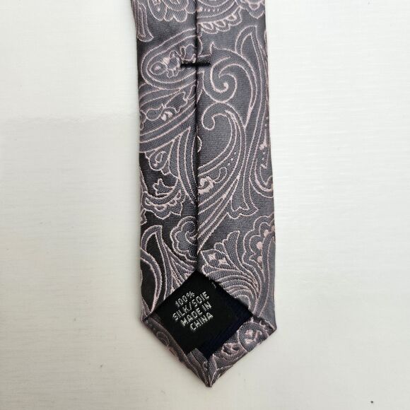 MICHAEL KORS Men's Tie Necktie Paisley Pattern 100% Silk Tie Purple Geometric 3" - Picture 5 of 7